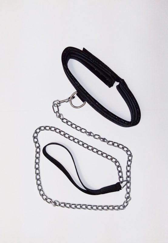 Collar con Asa y Cadena Feel Love